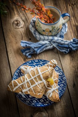 Fransız pasta puding ile.