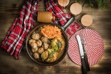 köfte ve patates püresi