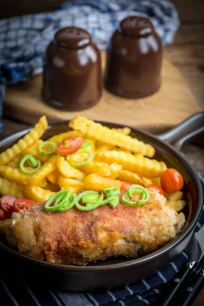 Fried chicken breast stuffed with mushrooms and cheese wrapped i — Stock Photo, Image