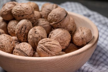 ahşap kase bütün ceviz.