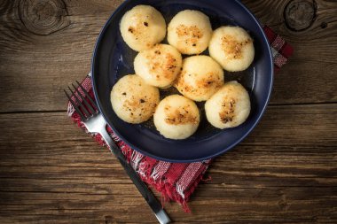 Etli patates köftesi..