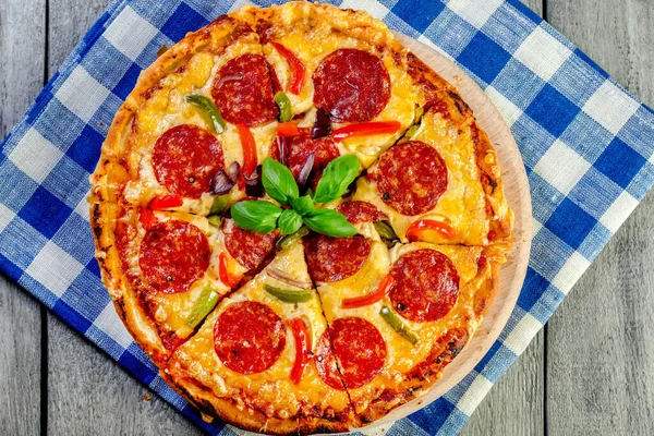 Pizza pepperoni. — Stock Photo, Image