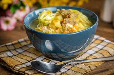 Taşlıklar arpa ve tavuk çorbası.