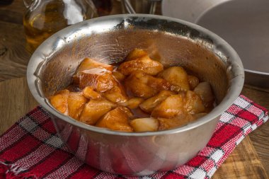 Tavuk Marine topakları.