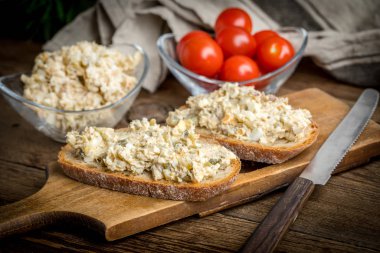 Uskumru Yapıştır balık.