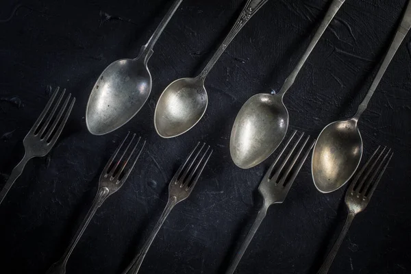 Algunos cubiertos de plata viejos . —  Fotos de Stock