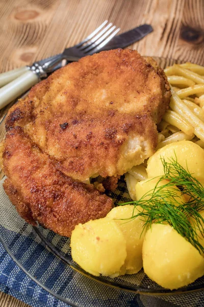 Breaded chicken breast — Stock Photo, Image