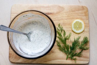 Dereotu limon kase mayonez