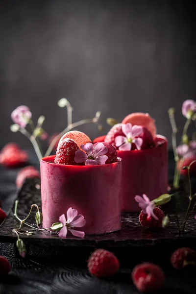 Kue mousse raspberry — Stok Foto