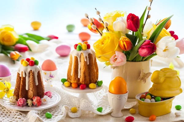 Beautiful Easter table setting — Stock Photo, Image