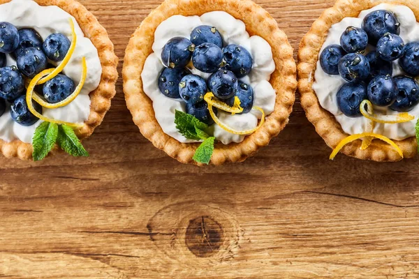 Delicious Blueberry tartlets — Stock Photo, Image