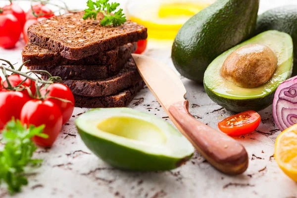 Čerstvé suroviny pro vegetariánské sendviče — Stock fotografie