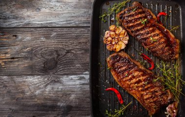 Baharat ile ızgara şerit biftek 