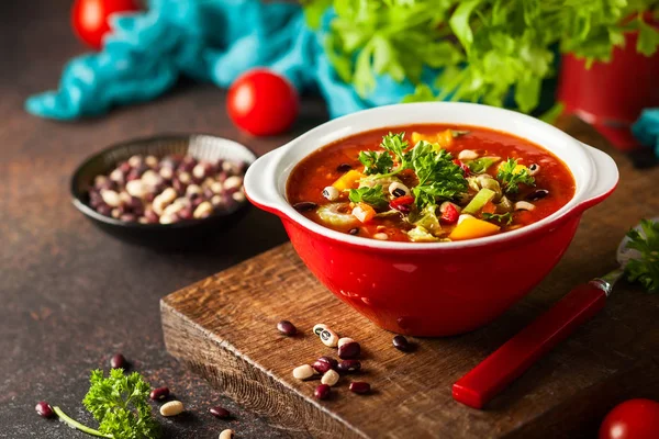 Bílá a červená fazolová polévka — Stock fotografie