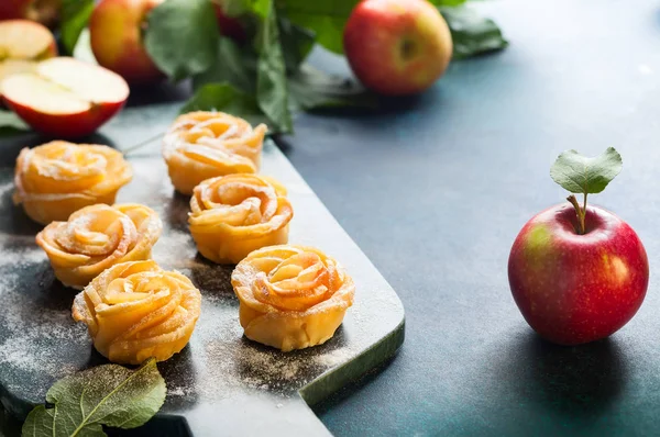 Apple Rose mini tarts