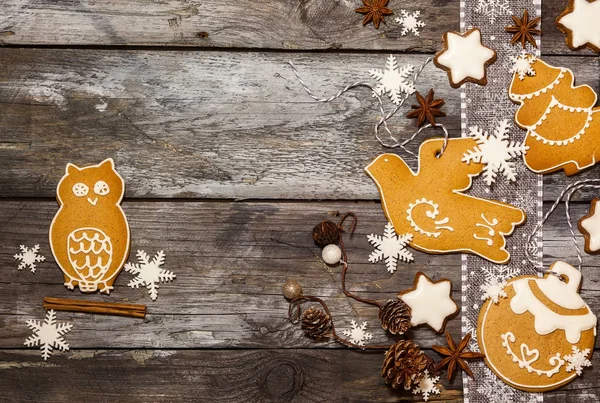 Рождественская концепция с печеньем в деревенском стиле . — стоковое фото