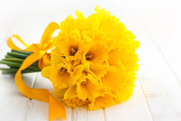 Easter bouquet of yellow daffodils. — Stock Photo, Image