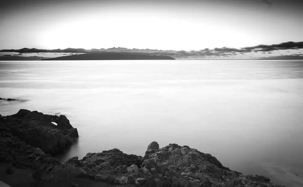 Paisagem marinha em Tenerife. Ilhas Canárias. Exposição longa — Fotografia de Stock