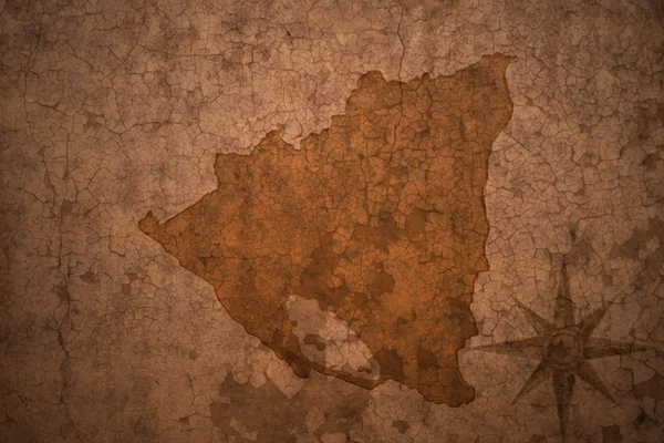 Mapa de nicaragua sobre un viejo fondo de papel crack vintage — Foto de Stock