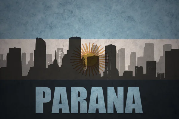 Silhouette astratta della città con testo Parana alla bandiera argentina vintage — Foto Stock