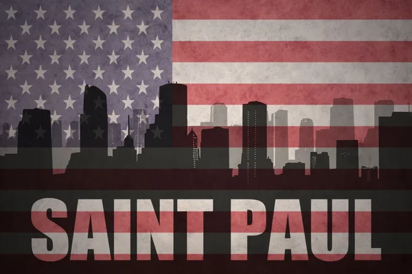 Abstraktní silueta města s textem Saint Paul na vinobraní Americká vlajka — Stock fotografie