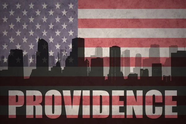 Abstracte silhouet van de stad met tekst Providence op de vintage Amerikaanse vlag — Stockfoto