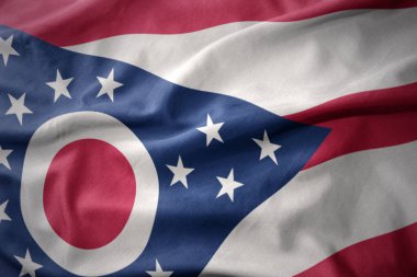 ohio devlet renkli bayrak sallayarak.