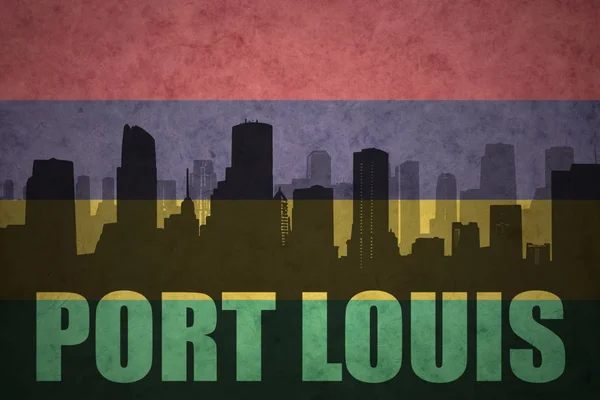Abstrakta silhuetten av staden med text Port Louis på vintage mauritius flagga — Stockfoto