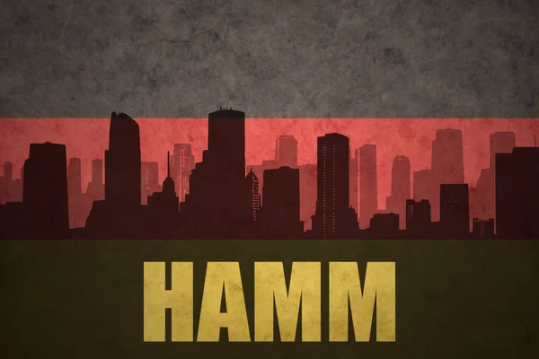 Silhouette abstraite de la ville avec texte Hamm au drapeau allemand vintage — Photo