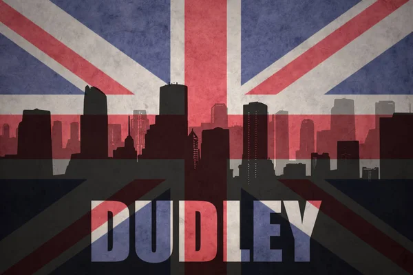 Silhouette abstraite de la ville avec texte Dudley au drapeau britannique vintage — Photo