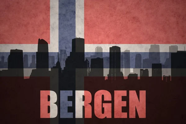 Silueta abstracta de la ciudad con texto Bergen en la bandera de la vendimia noruega — Foto de Stock