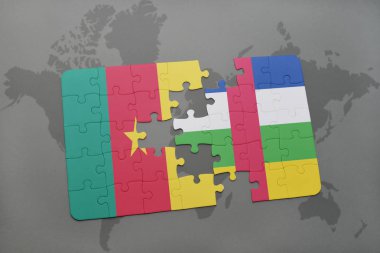 Kamerun ve Orta Afrika Cumhuriyeti ulusal bayrak bir dünya haritası üzerinde ile bulmaca.