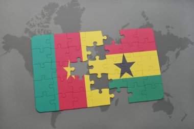 Kamerun ve Gana bir dünya haritası üzerinde bayrağı ile bulmaca.