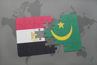 bir dünya haritası üzerinde Mısır ve Moritanya Ulusal bayrakla bulmaca.