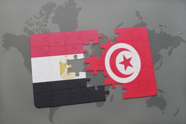 Mısır ve Tunus bir dünya haritası üzerinde bayrağı ile bulmaca.