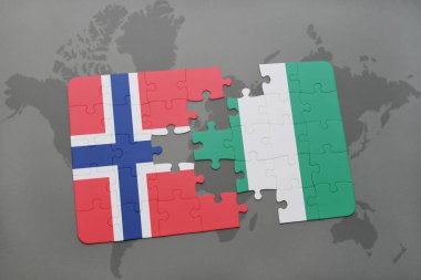 Norveç ve Türkiye ulusal bayrak bir dünya haritası üzerinde ile bulmaca