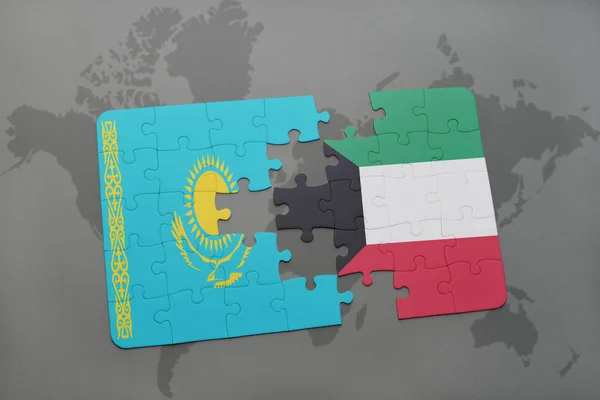 A nemzeti zászló, Kazahsztán és Kuvait, a világtérképen puzzle — Stock Fotó