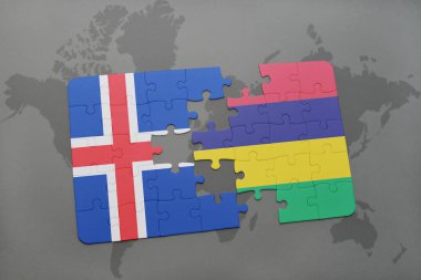 İzlanda ve Türkiye ulusal bayrak bir dünya haritası üzerinde ile bulmaca