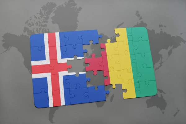Puzzle avec le drapeau national de la péninsule et de la Guinée sur une carte du monde — Photo