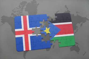 İzlanda ve bir dünya haritası üzerinde Güney sudan bayrağı ile bulmaca