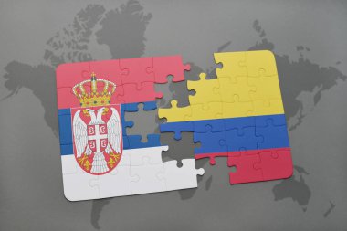 bir dünya haritası üzerinde Sırbistan ve Kolombiya Ulusal bayrakla bulmaca