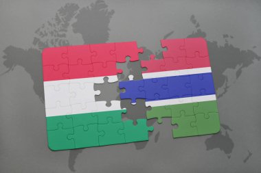 Macaristan ve Gambiya ulusal bayrak bir dünya haritası üzerinde ile bulmaca
