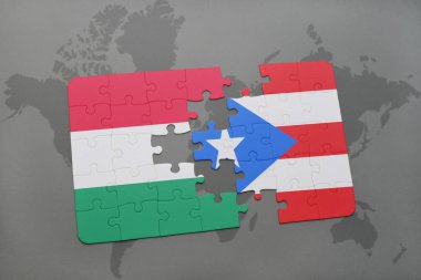 Macaristan ve Porto Riko bir dünya haritası üzerinde bayrağı ile bulmaca
