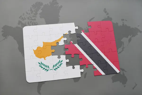 益智与塞浦路斯和特立尼达和多巴哥国旗在世界地图上 — 图库照片