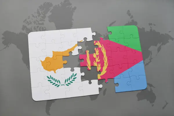 Rompecabezas con la bandera nacional de cyprus y eritrea en un mapa del mundo — Foto de Stock