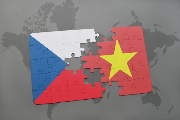 Головоломка з національним прапором Чехії та В'єтнаму на карті світу — стокове фото