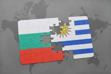 Bulgaristan ve uruguay ulusal bayrak bir dünya haritası üzerinde ile bulmaca
