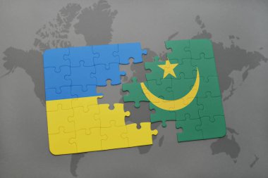 Ukrayna ve Moritanya ulusal bayrak bir dünya haritası üzerinde ile bulmaca
