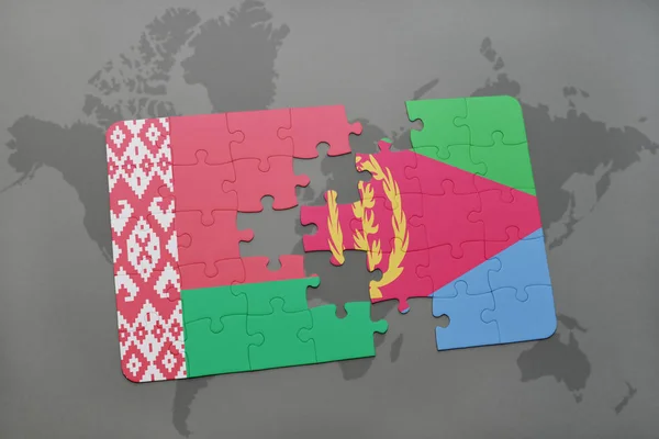 Puzzle con la bandiera nazionale di Bielorussia ed eritrea su una mappa del mondo — Foto Stock
