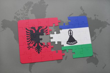 bir dünya haritası üzerinde Arnavutluk ve Lesoto bayrağı ulusal ile bulmaca